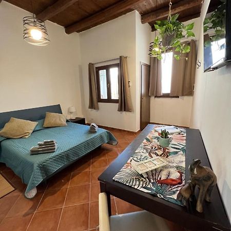 Vicolo Del Vento Stanza Scirocco Hotel Palermo Buitenkant foto